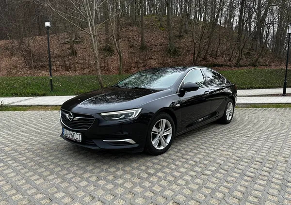 pomorskie Opel Insignia cena 51000 przebieg: 186880, rok produkcji 2017 z Włodawa